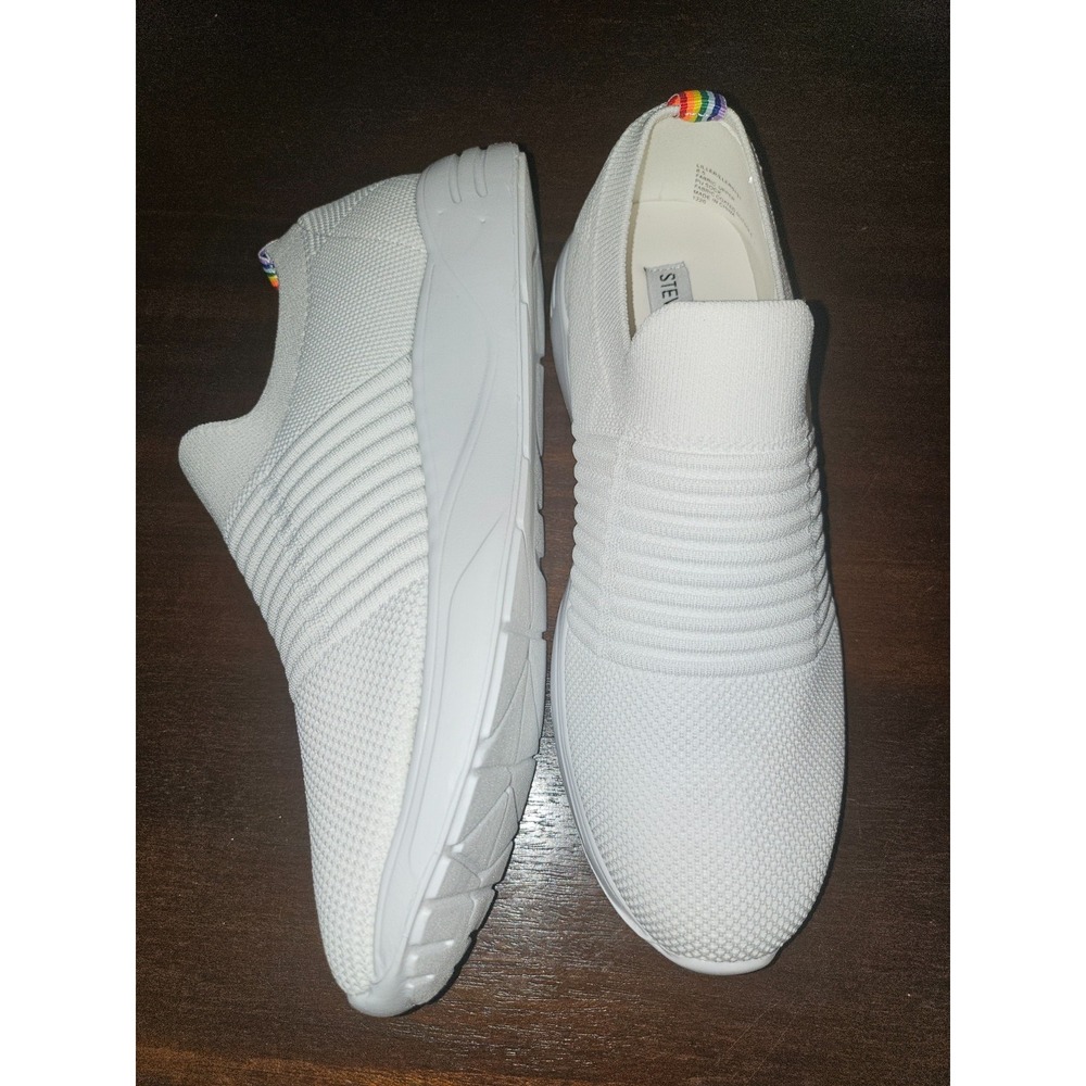 Steve Madden Slip On Sneakers Womens 8.5 White Rainbow Pull Tab Knit LILLEN-R